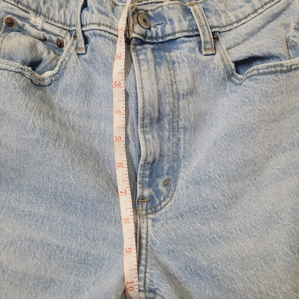 Abercrombie Light‎ Blue Denim Jeans used good condition for women zise 27.